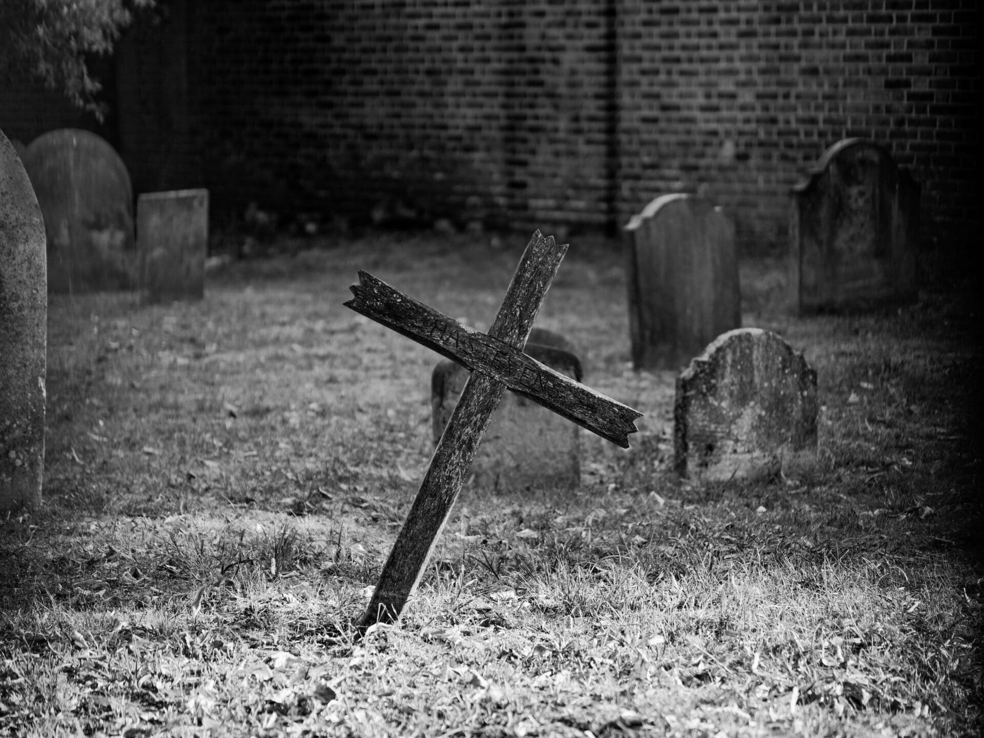 What Happens to a Believer at Death? - Open the Bible