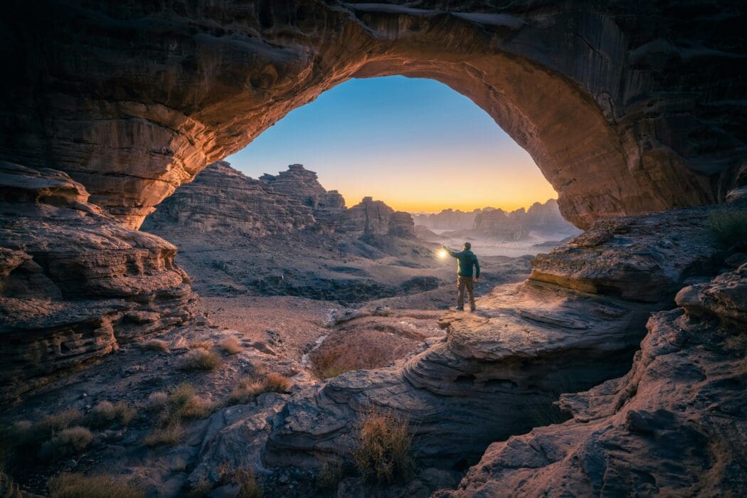 Seeking Cave Lamp Exploring