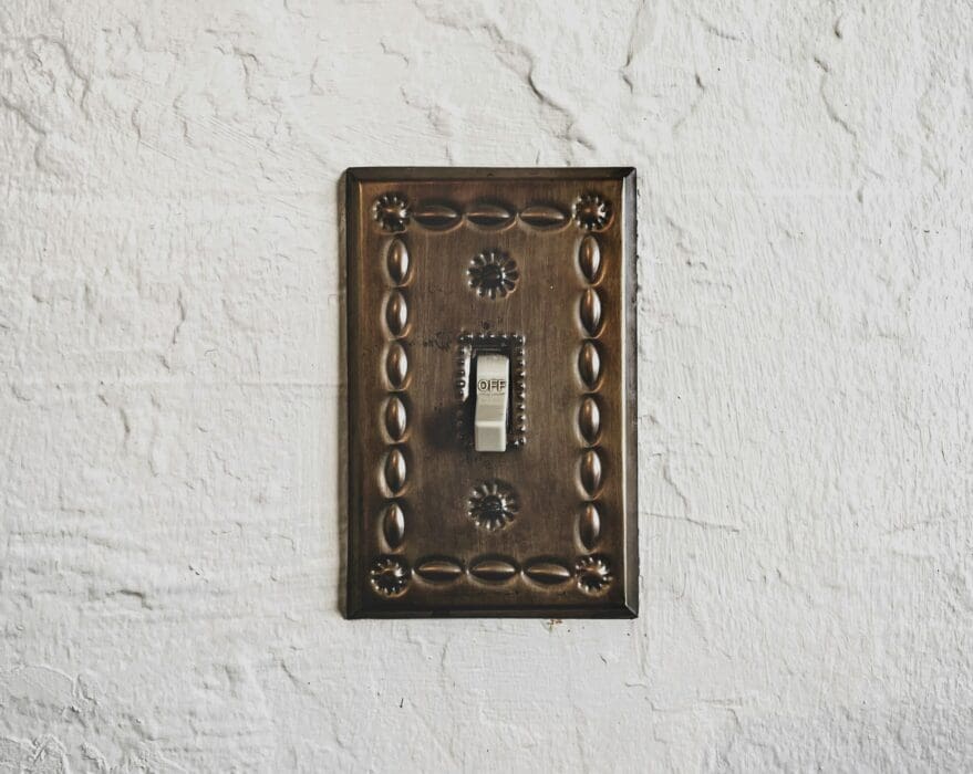 Light Switch Power Off