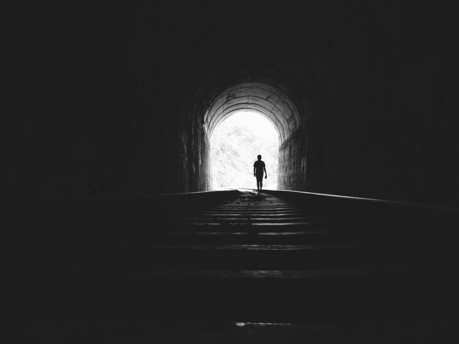 Light Tunnel in Darkness